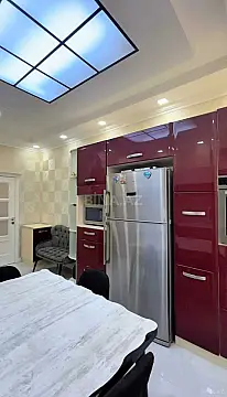 Kirayə verilir 2 otaqlı mənzil 110 m²