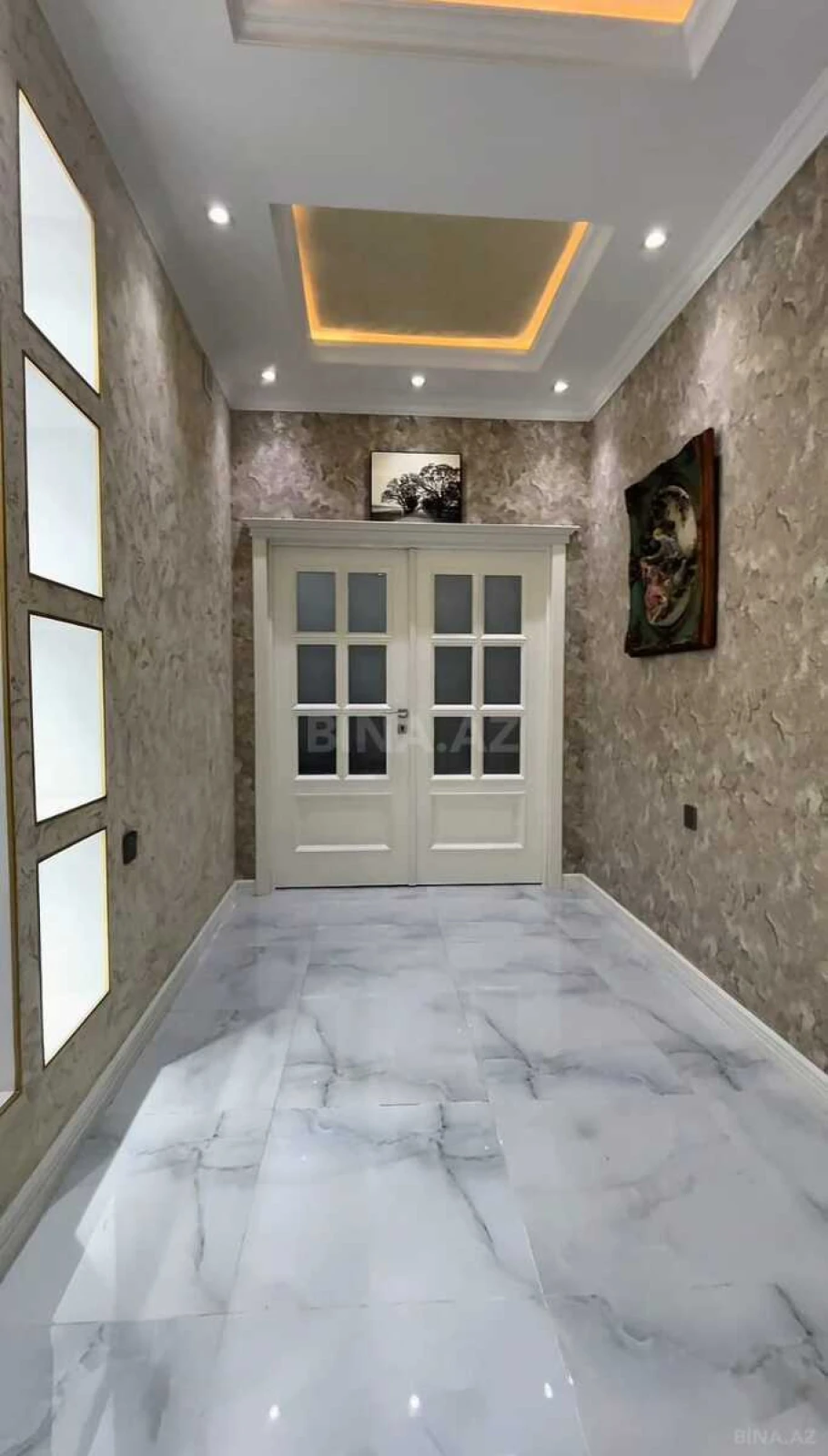 Kirayə verilir 2 otaqlı mənzil 110 m²