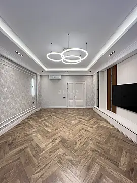 Satılır 4 otaqlı mənzil 185 m²