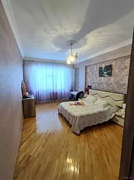 Satılır 2 otaqlı mənzil 95 m²