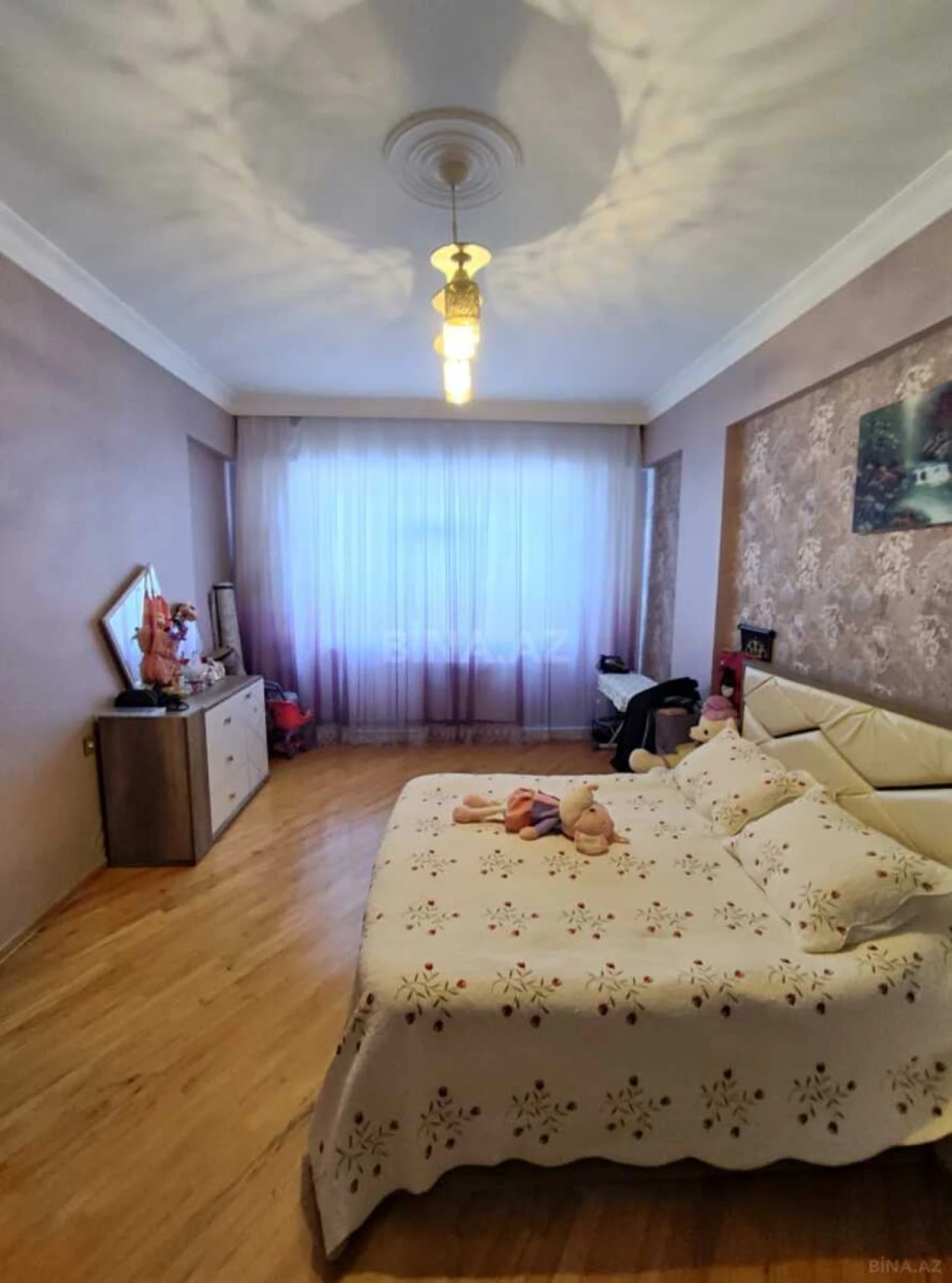 Satılır 2 otaqlı mənzil 95 m²
