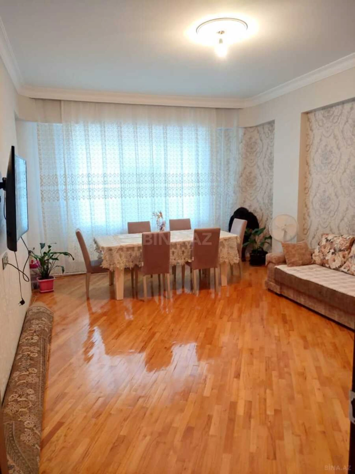 Satılır 2 otaqlı mənzil 95 m²