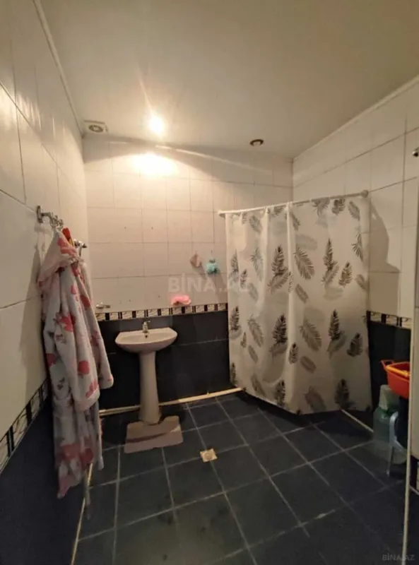 Satılır 2 otaqlı mənzil 95 m²