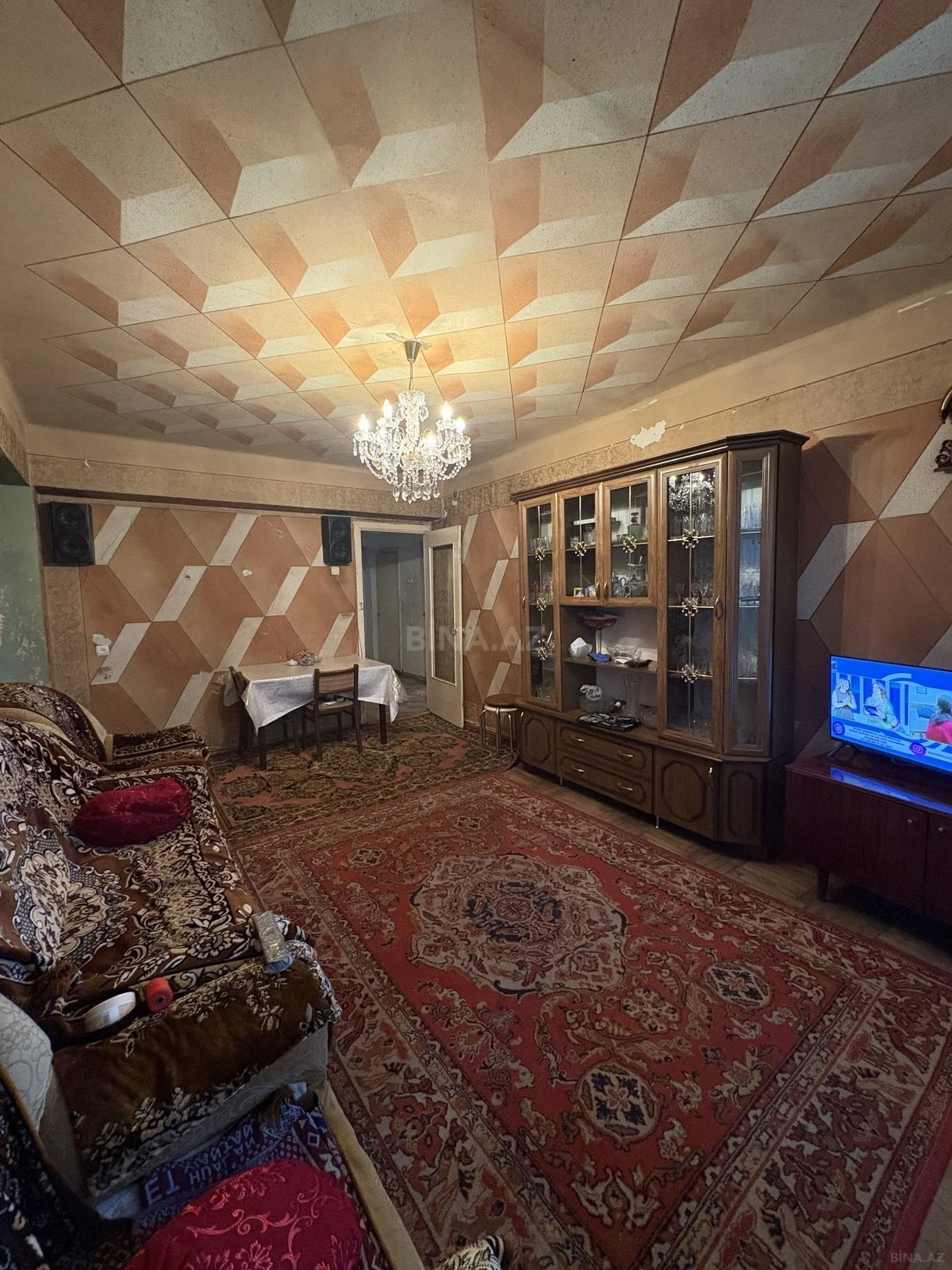 Satılır 4 otaqlı mənzil 110 m²