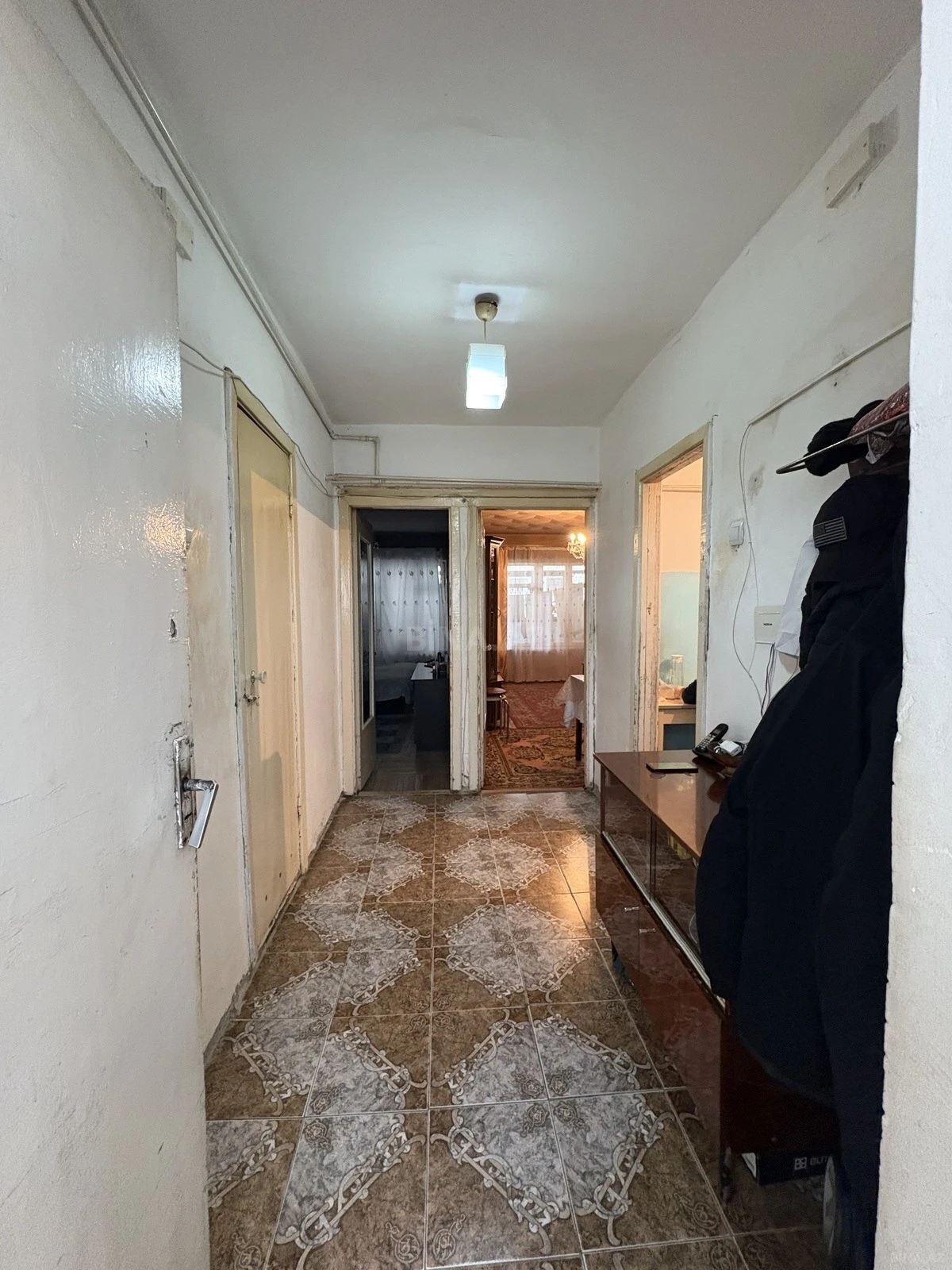 Satılır 4 otaqlı mənzil 110 m²