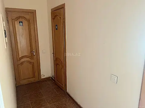 Kirayə verilir 20 otaqlı ofis 1100 m²