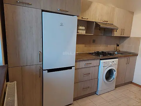 Kirayə verilir 3 otaqlı mənzil 130 m²