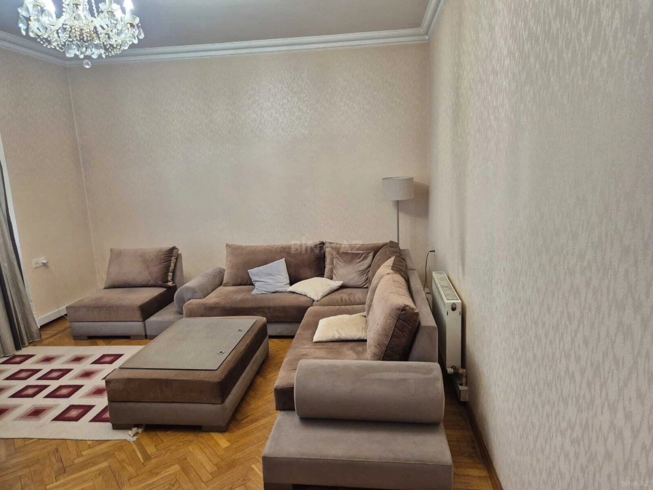 Satılır 3 otaqlı mənzil 90 m²