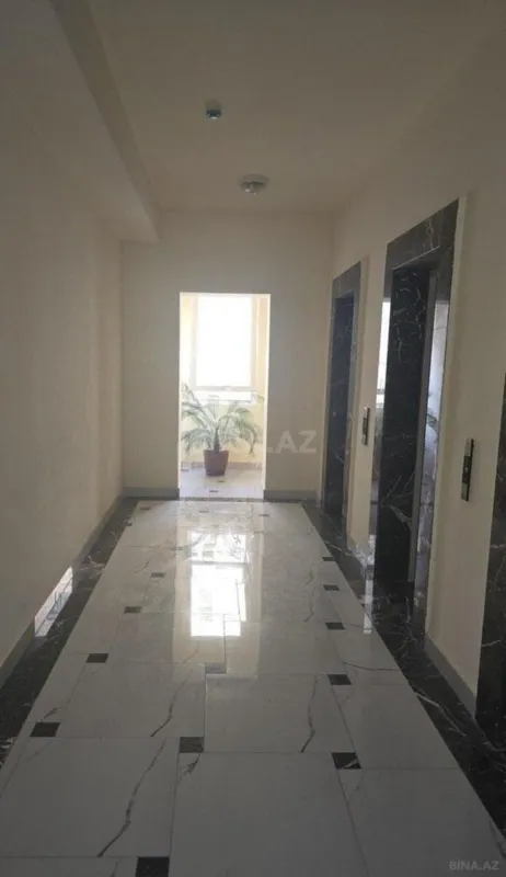 Satılır 4 otaqlı mənzil 192.5 m²