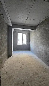 Satılır 4 otaqlı mənzil 192.5 m²
