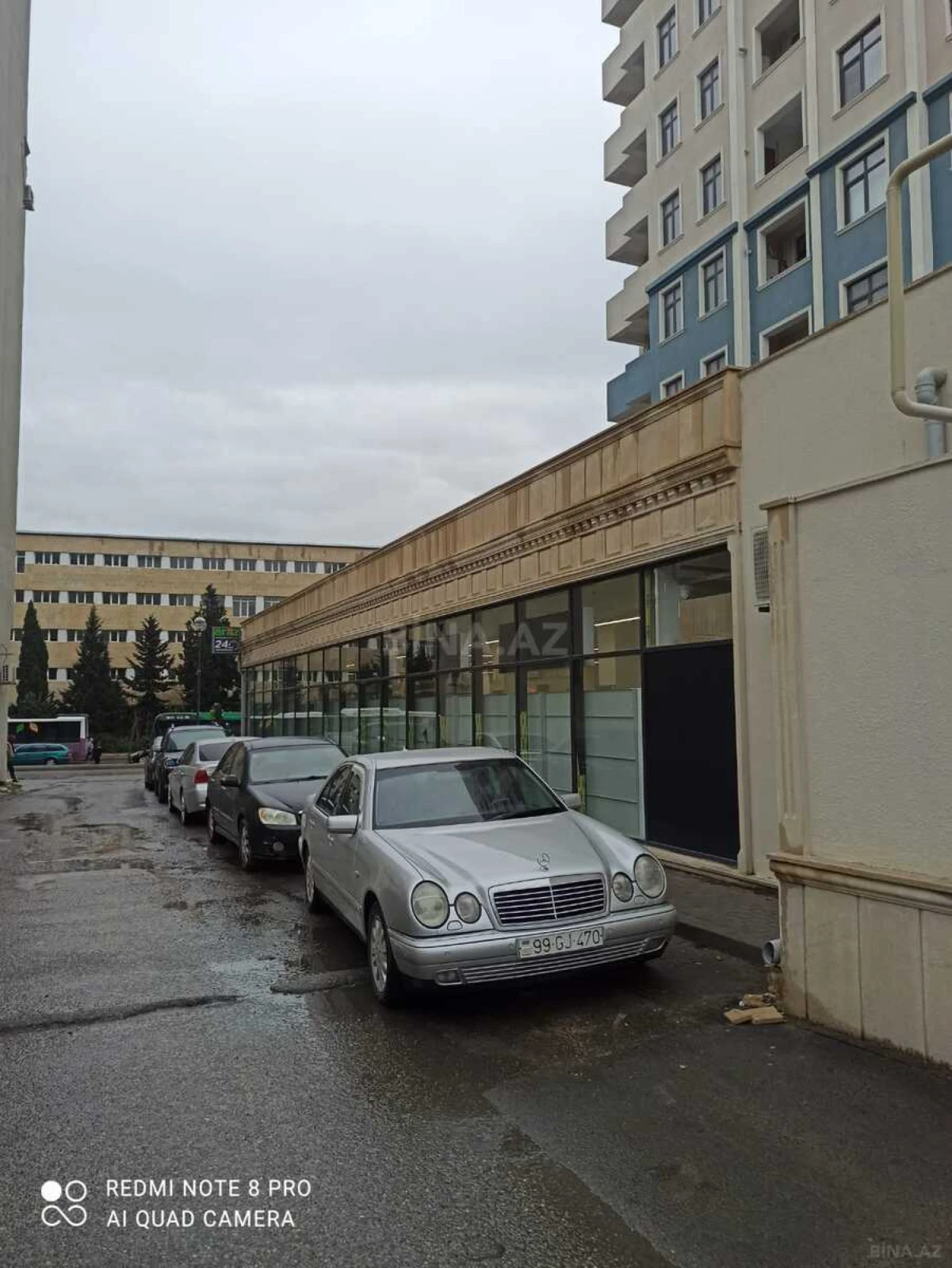 Satılır 3 otaqlı mənzil 146 m²