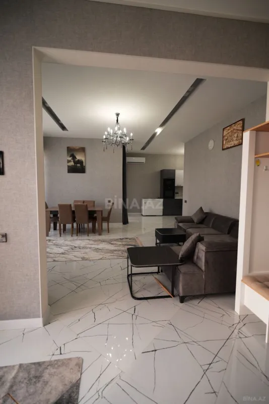 Kirayə verilir 4 otaqlı həyət evi 220 m²