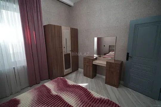 Kirayə verilir 4 otaqlı həyət evi 220 m²