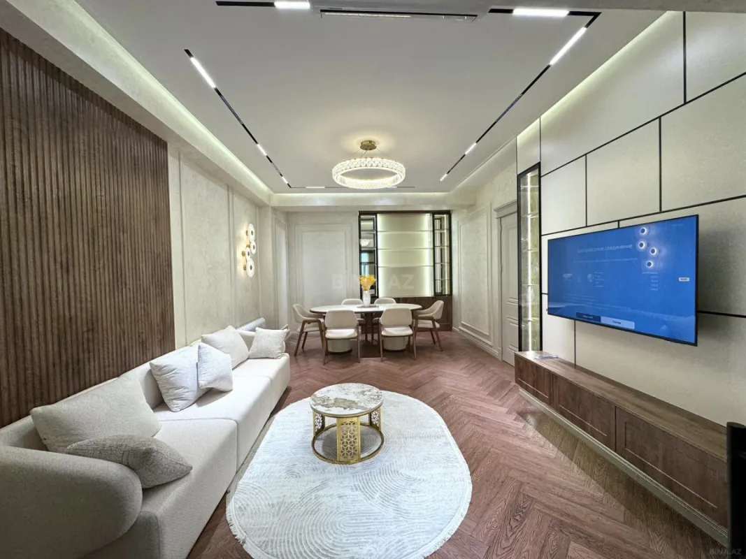 Satılır 3 otaqlı mənzil 117 m²