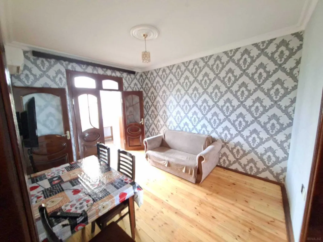 Satılır 3 otaqlı mənzil 55 m²
