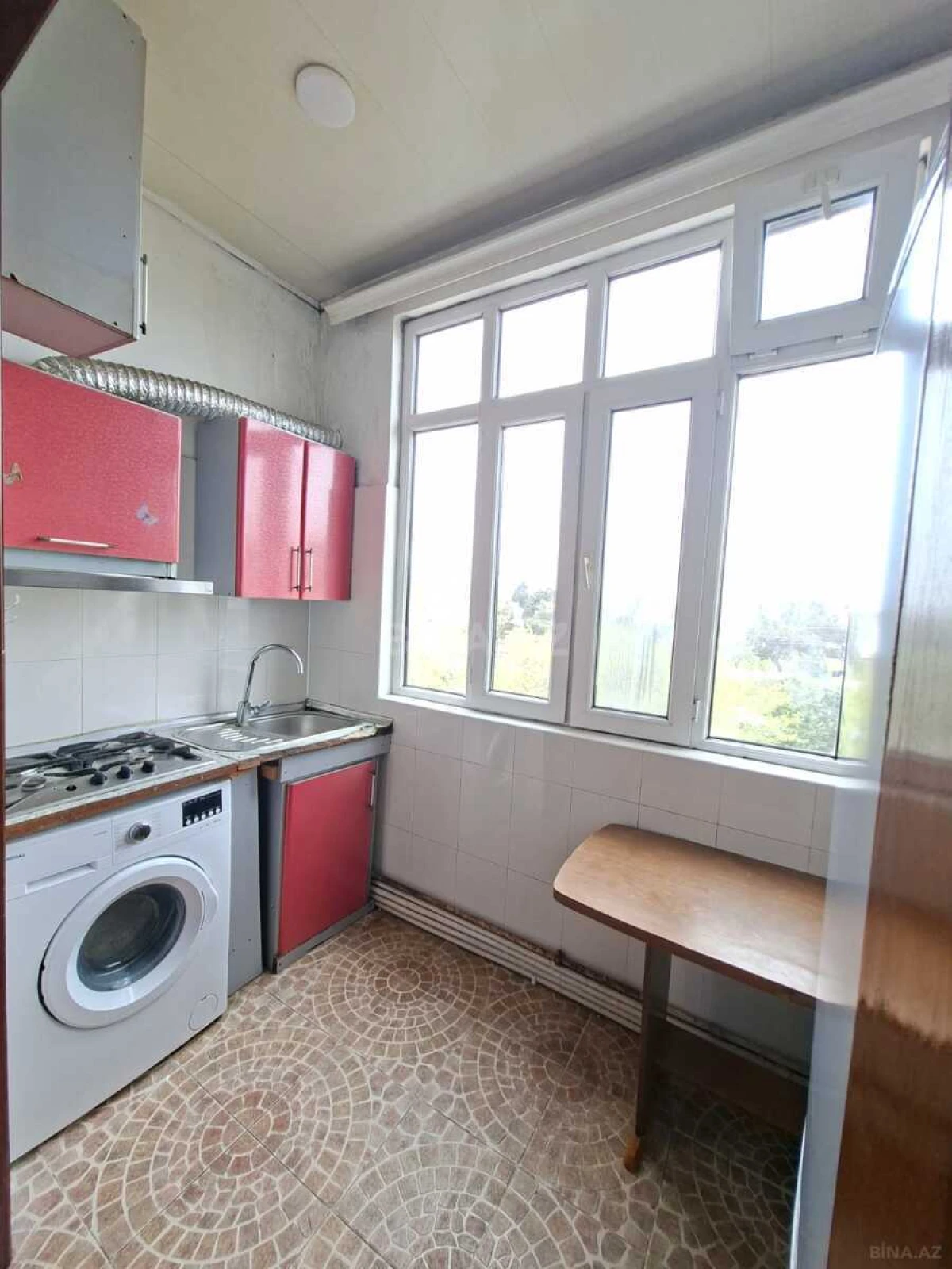 Satılır 3 otaqlı mənzil 55 m²