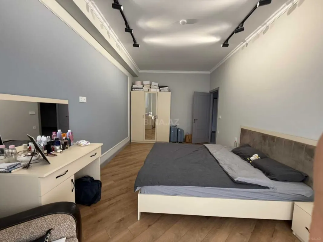 Kirayə verilir 3 otaqlı mənzil 100 m²