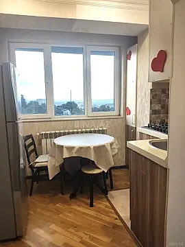 Kirayə verilir 3 otaqlı mənzil 70 m²