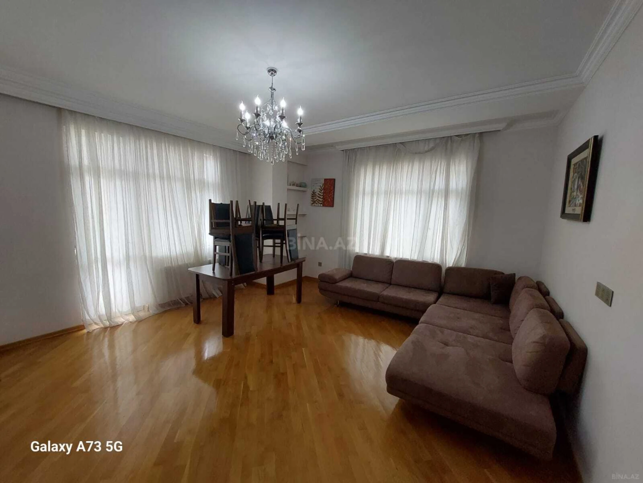Kirayə verilir 3 otaqlı mənzil 140 m²