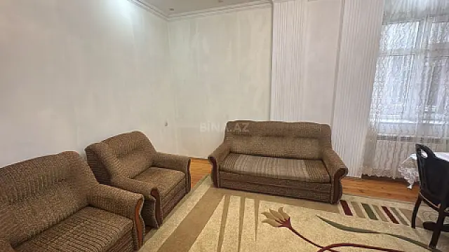 Kirayə verilir 2 otaqlı mənzil 64 m²