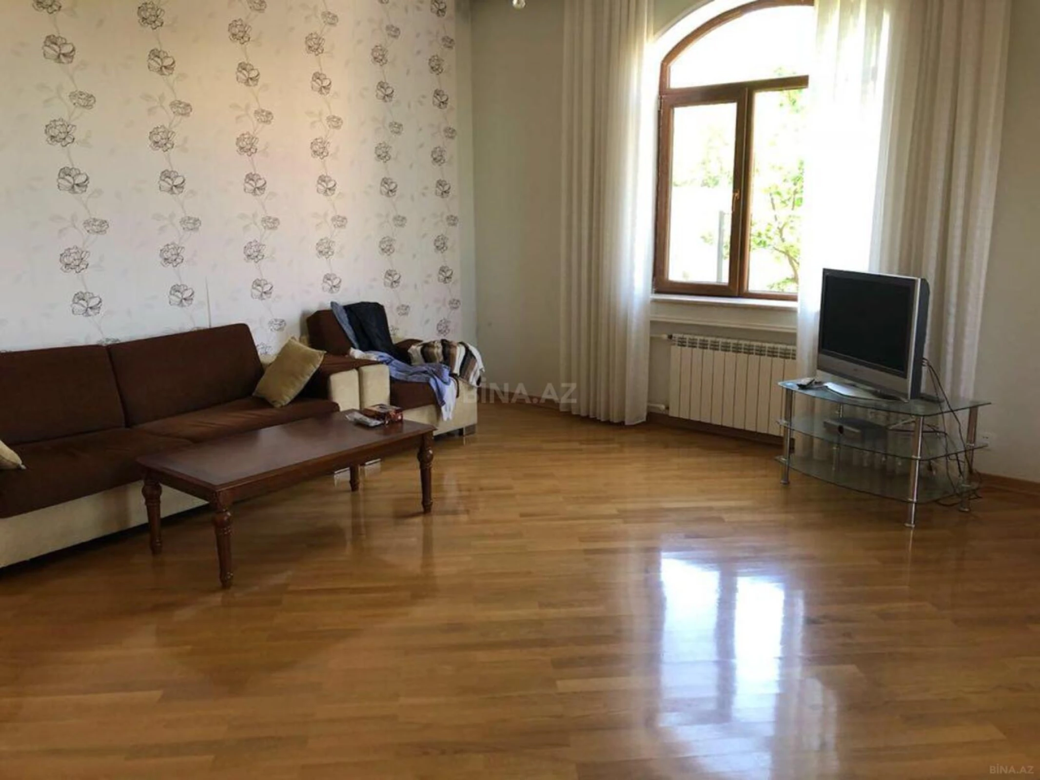 Kirayə verilir 5 otaqlı həyət evi 250 m²