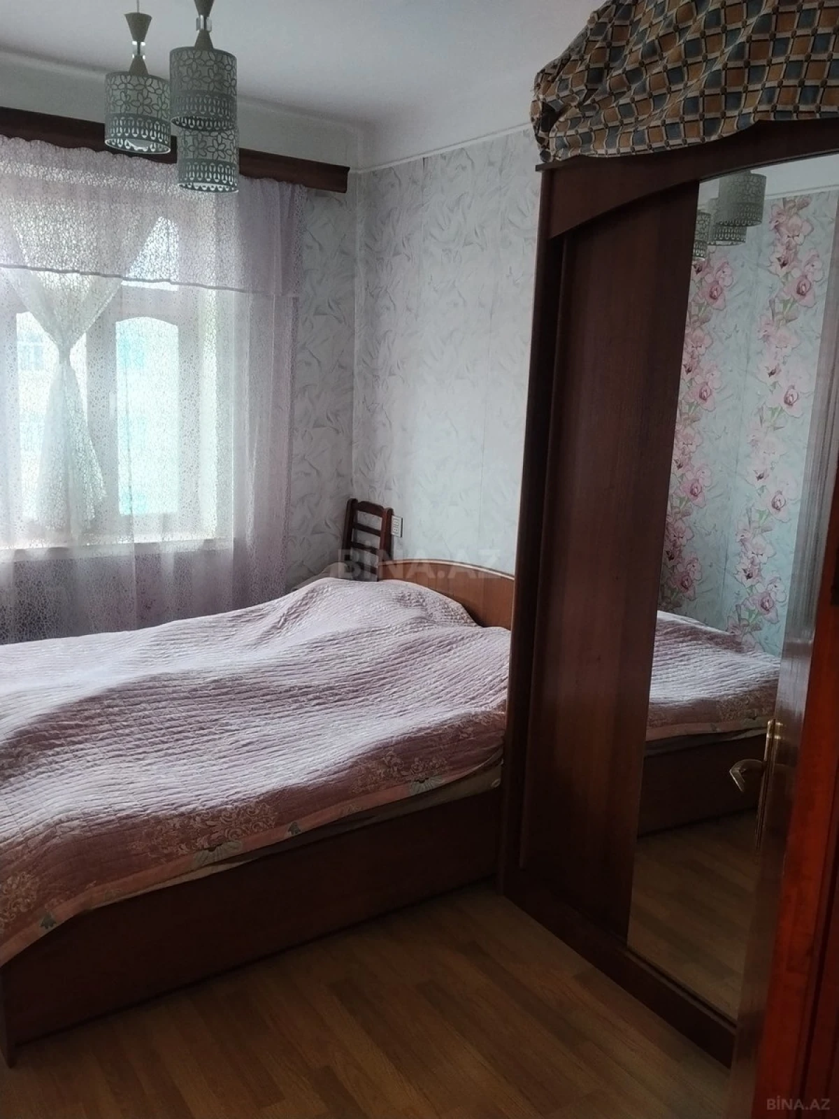 Satılır 2 otaqlı mənzil 52 m²