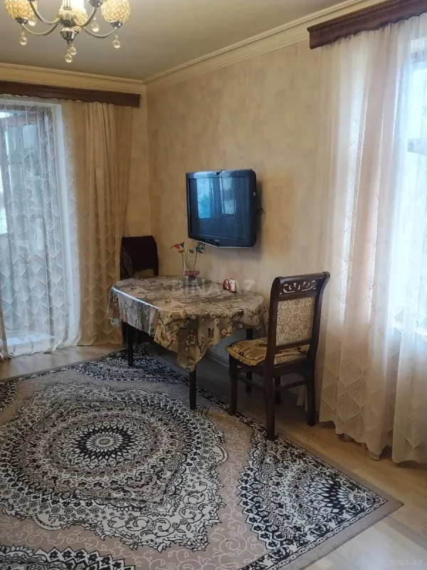 Satılır 2 otaqlı mənzil 52 m²