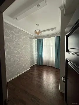 Satılır 3 otaqlı mənzil 115 m²