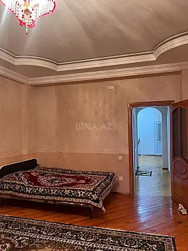 Kirayə verilir 2 otaqlı mənzil 80 m²