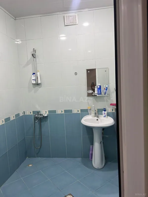 Kirayə verilir 2 otaqlı mənzil 80 m²