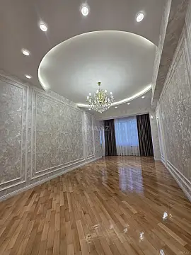 Satılır 3 otaqlı mənzil 153 m²