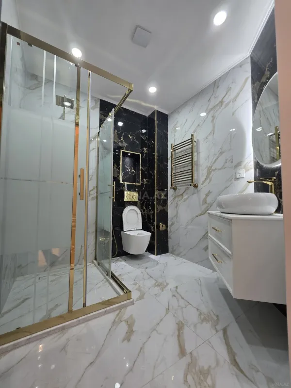 Satılır 3 otaqlı mənzil 153 m²