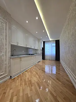 Satılır 3 otaqlı mənzil 153 m²