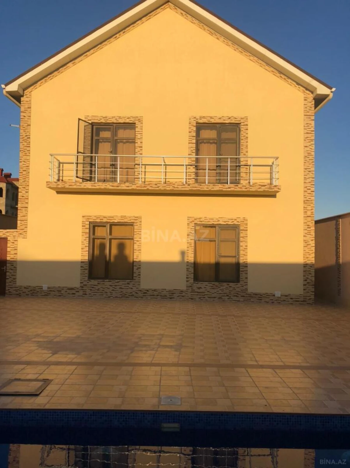 Kirayə verilir 4 otaqlı həyət evi 200 m²