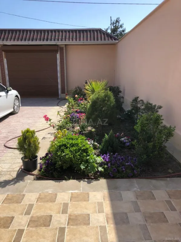Kirayə verilir 4 otaqlı həyət evi 200 m²