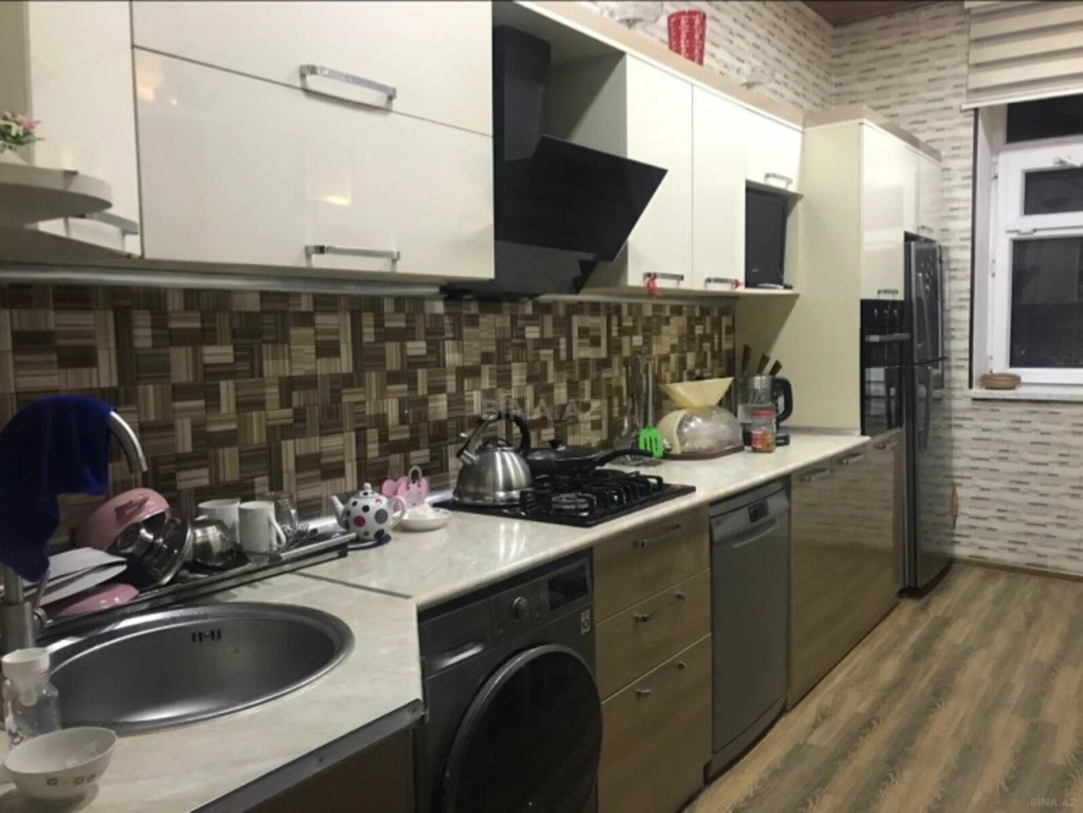 Satılır 3 otaqlı mənzil 100 m²