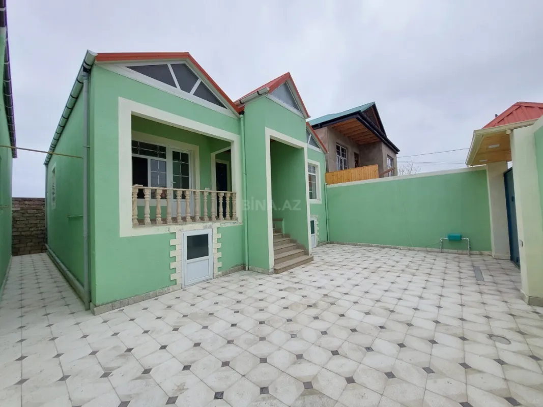 Satılır 3 otaqlı həyət evi 100 m²