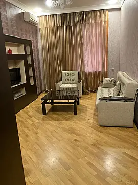Kirayə verilir 2 otaqlı mənzil 45 m² — Bakı, Sahil qəs. 2 otaq 45.00 m²