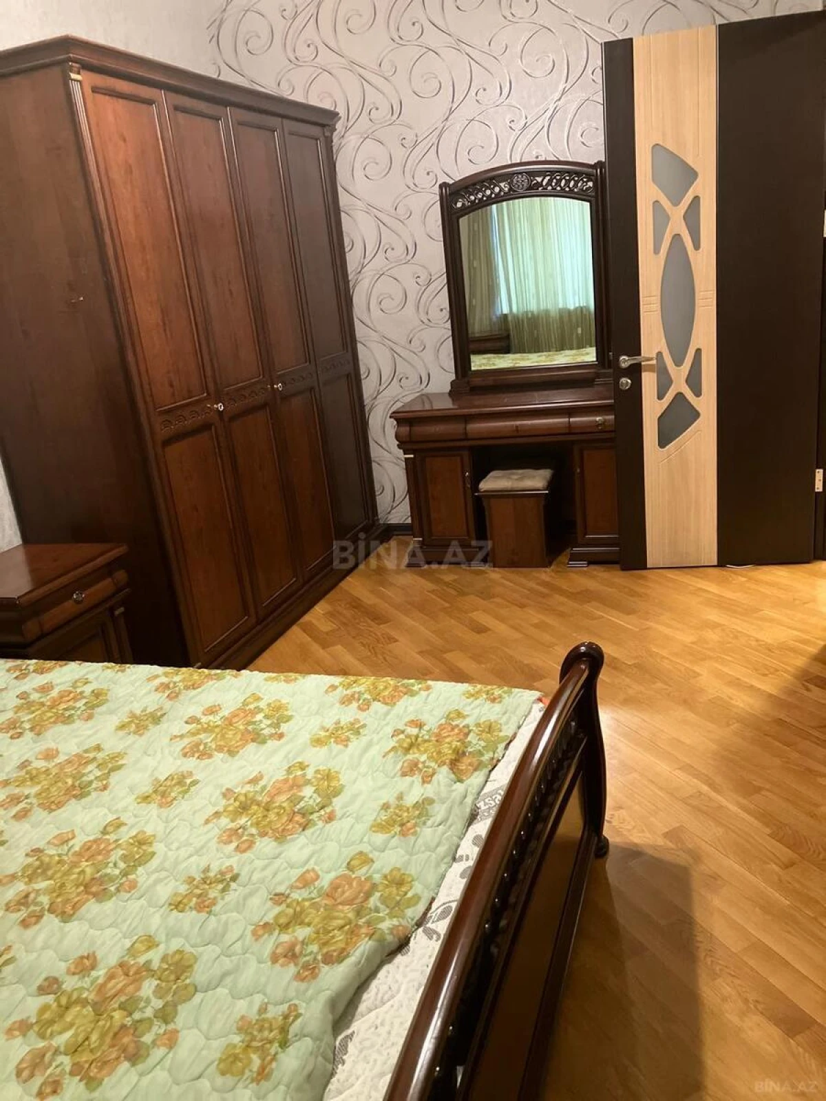 Kirayə verilir 2 otaqlı mənzil 45 m²