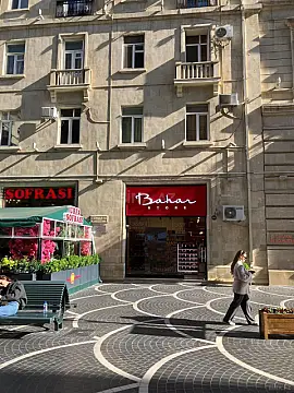 Kirayə verilir 2 otaqlı mənzil 45 m²