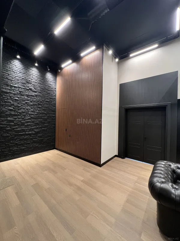 Kirayə verilir 3 otaqlı mənzil 140 m²