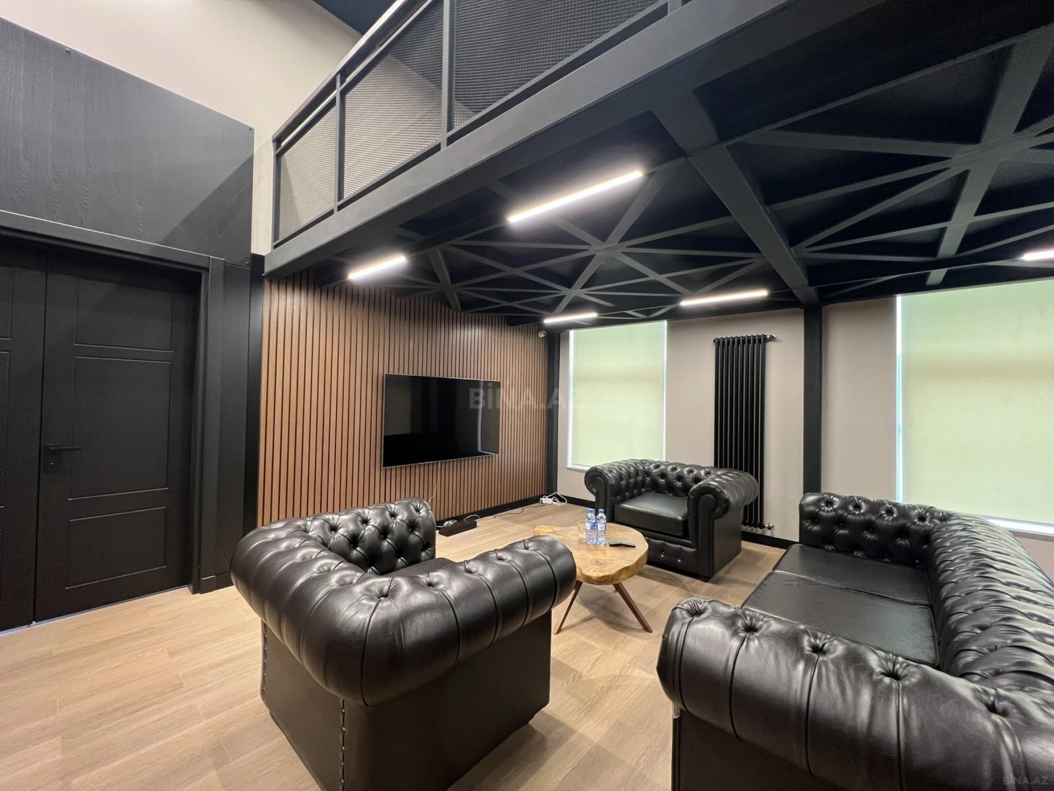 Kirayə verilir 3 otaqlı mənzil 140 m²