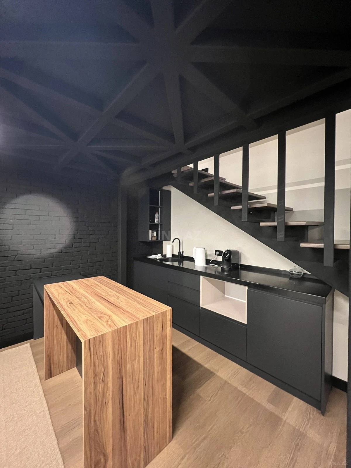 Kirayə verilir 3 otaqlı mənzil 140 m²