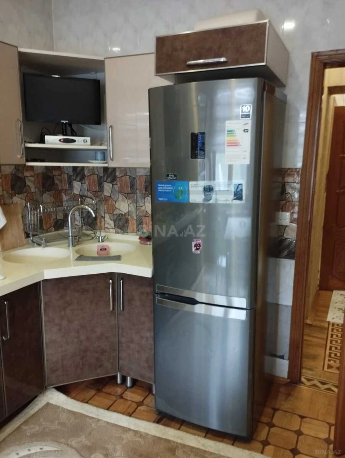 Kirayə verilir 3 otaqlı mənzil 112 m²