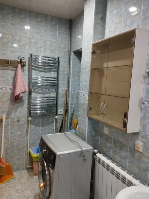 Kirayə verilir 3 otaqlı mənzil 112 m²