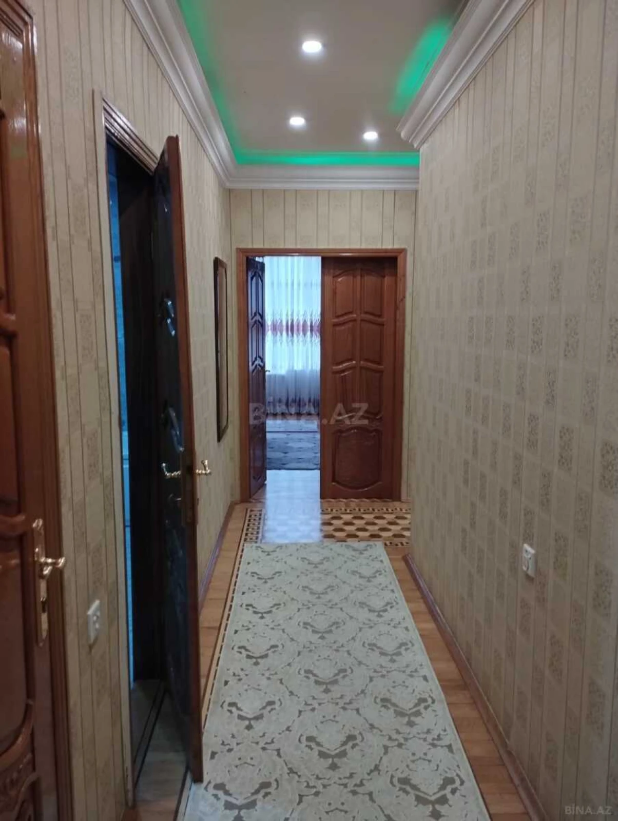 Kirayə verilir 3 otaqlı mənzil 112 m²