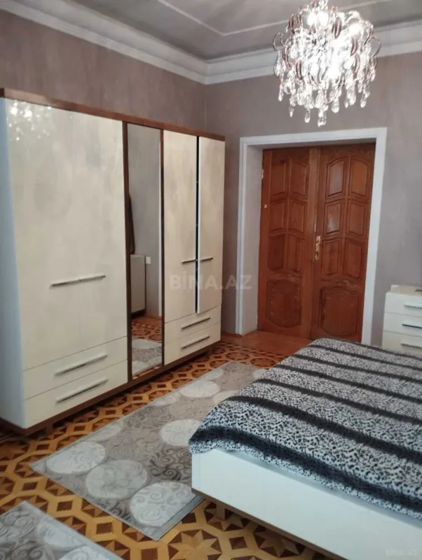 Kirayə verilir 3 otaqlı mənzil 112 m²