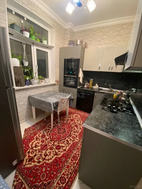 Satılır 3 otaqlı mənzil 95 m²