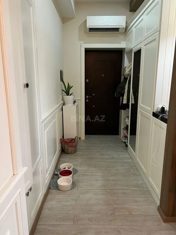 Kirayə verilir 2 otaqlı mənzil 75 m²