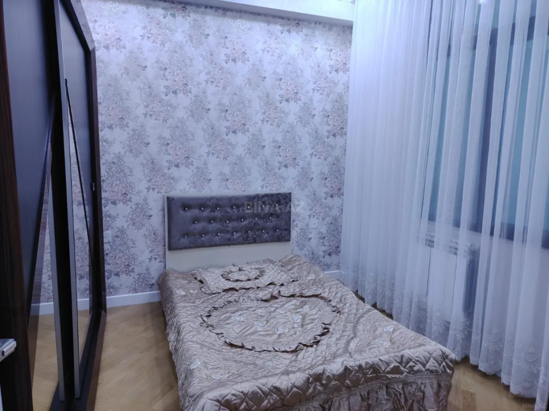 Kirayə verilir 3 otaqlı mənzil 95 m²